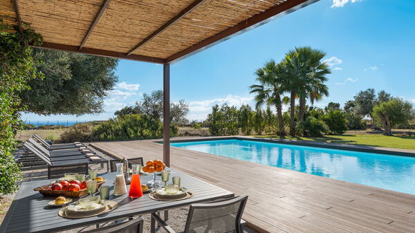 Muna Retreat: basseng, Eksteriør, Utendørs