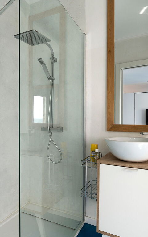 Montalbano Suite: Baderom