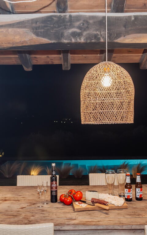 Villa Marinella: Balkong / terrasse / uteplass, basseng, Eksteriør