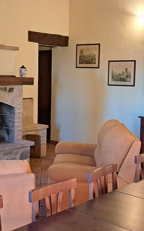 Podere Peteglia: Lunsjrom, Stue