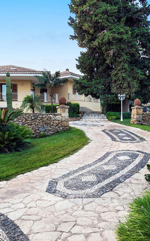 Villa Profumo D'Oriente: Eksteriør, Hage, Utendørs