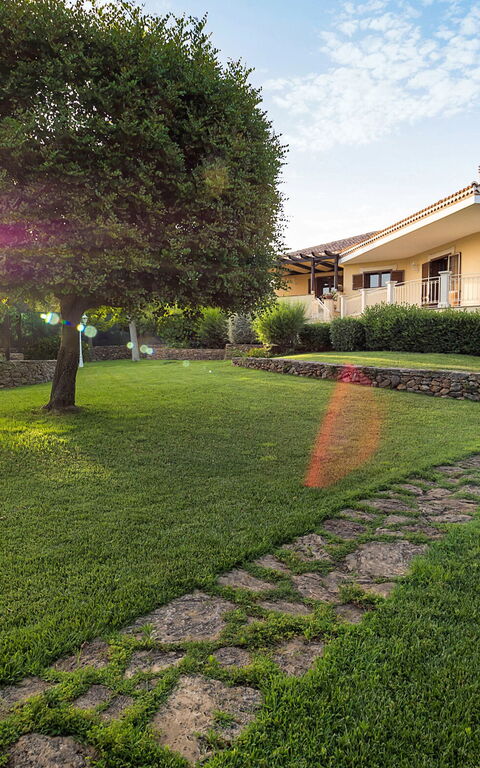 Villa Profumo D'Oriente: Eksteriør, Hage, Utendørs