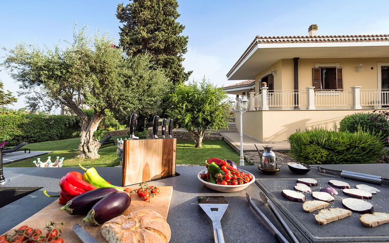 Villa Profumo D'Oriente: Eksteriør, Hage, Utendørs