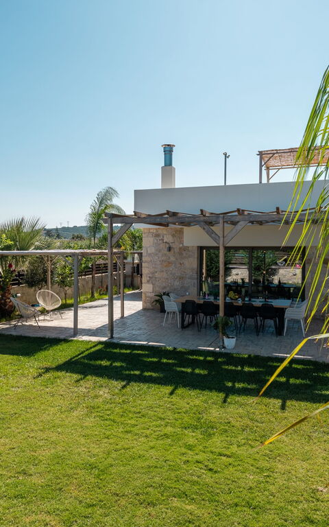 Villa Olympia: Eksteriør, Utendørs