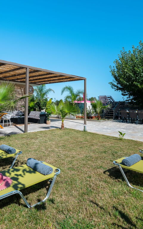 Villa Olympia: Eksteriør, Hage, Utendørs