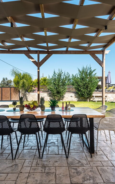 Villa Olympia: Balkong / terrasse / uteplass, Eksteriør, Hage, Utendørs