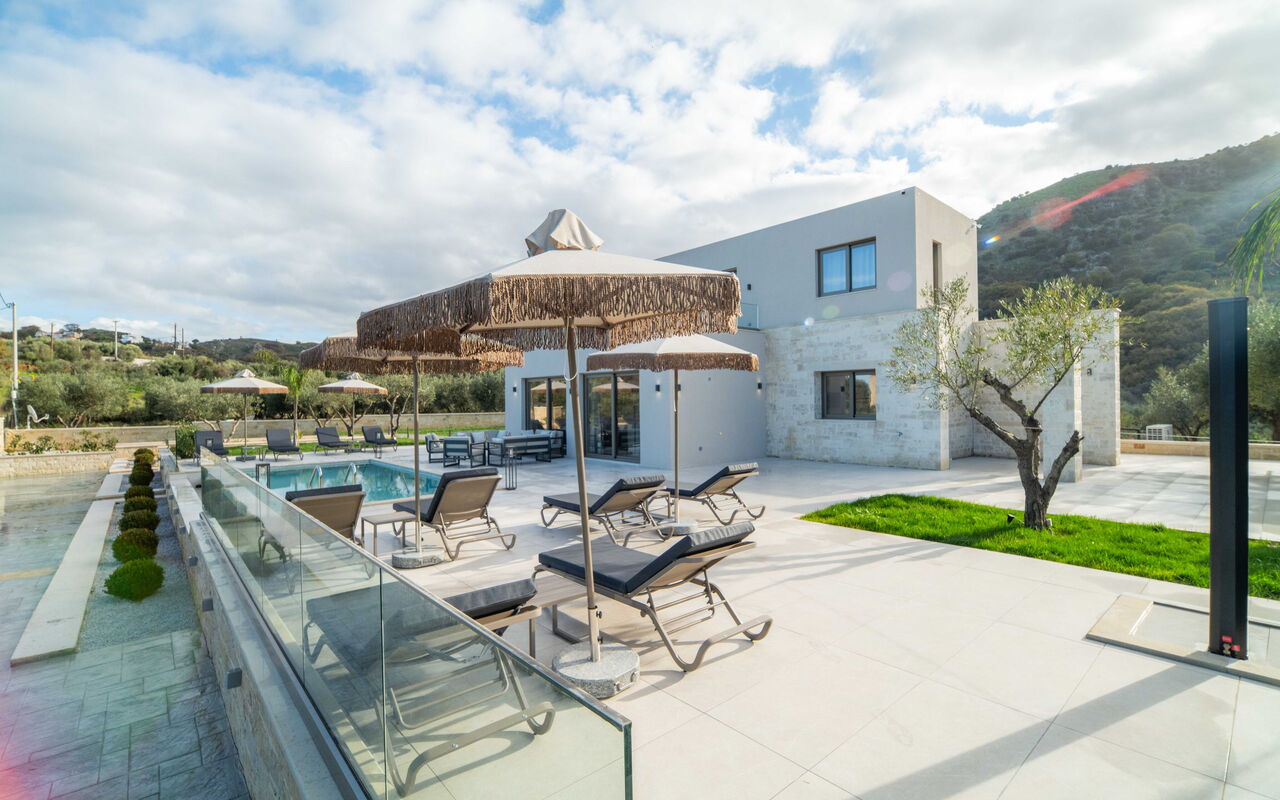 Villa Vasilissa: Eksteriør, Utendørs