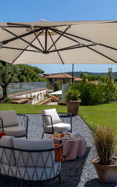 Tenuta Poggio Guiano: Eksteriør, Hage, Utendørs