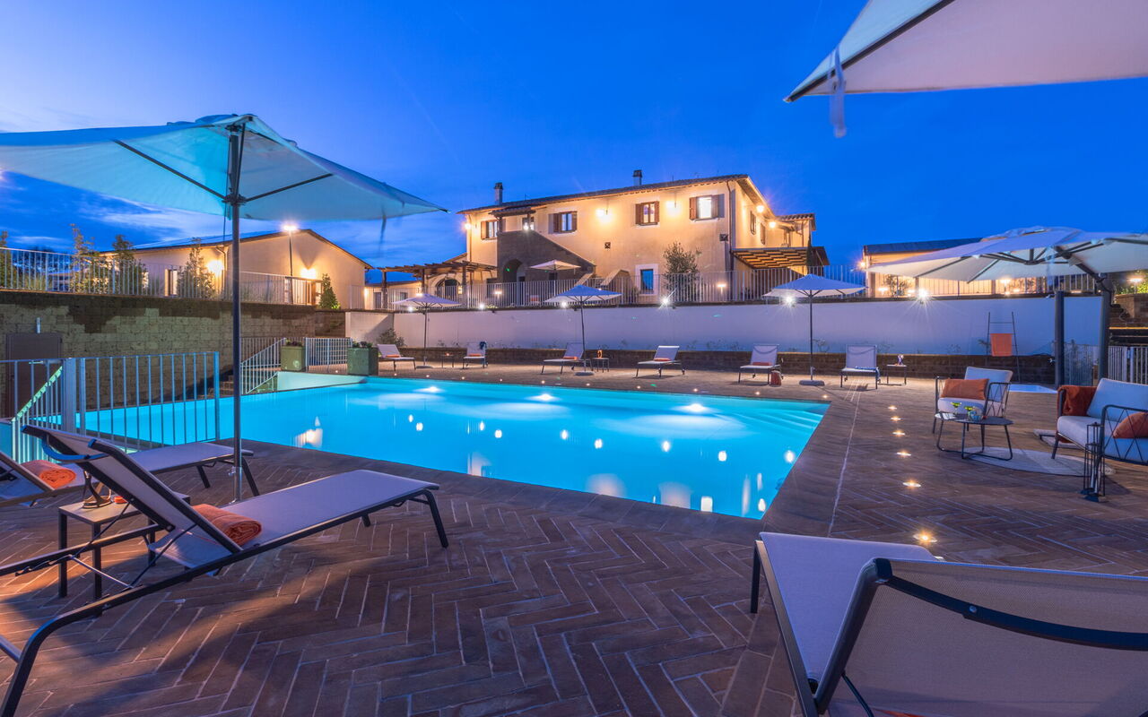 Tenuta Poggio Guiano: basseng, Eksteriør, Utendørs