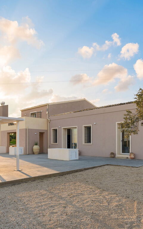 Dimora Bufalefi: Eksteriør, Utendørs