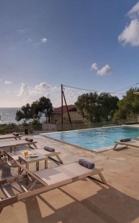 Villa Elais: basseng, Utendørs, Visningar