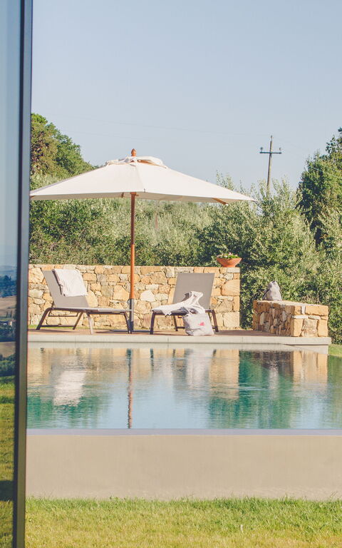 Villa Icario: basseng, Hage