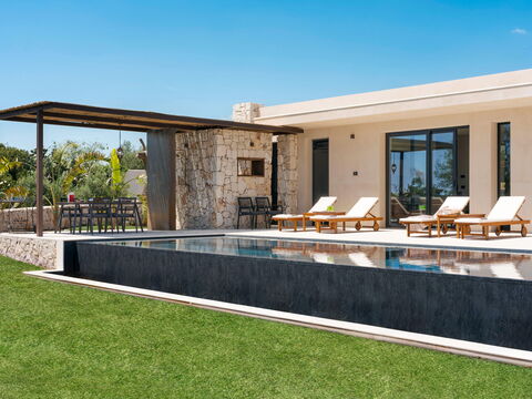 Eos Villa