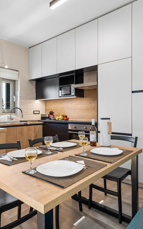 Villa Melia: Kjøkken, Lunsjrom