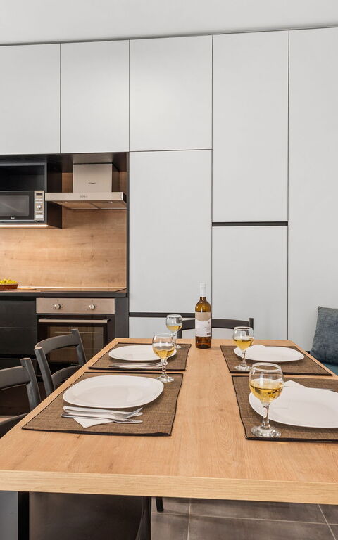 Villa Melia: Kjøkken, Lunsjrom