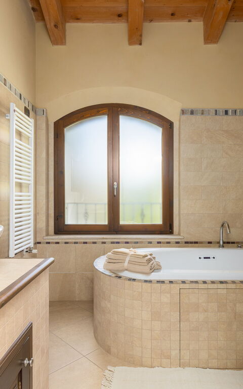 Villa Belvedere San Bartolo: basseng
