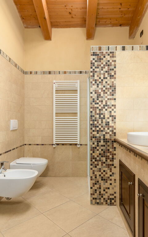 Villa Belvedere San Bartolo: Baderom