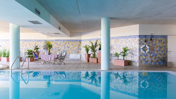 Villa Belvedere San Bartolo: basseng