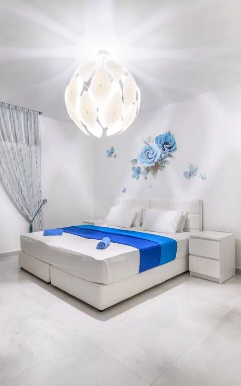 Serenity Seafront Villa: soverom