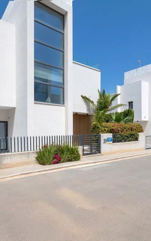 By the Beach - Sea Pearl Villa: Hovedinngang