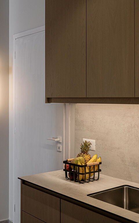 Ares Luxurious Residence: Kjøkken
