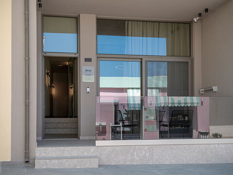 Ares Luxurious Residence