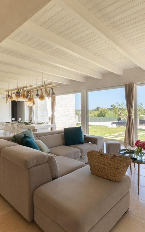 Villa Calanthia: Stue