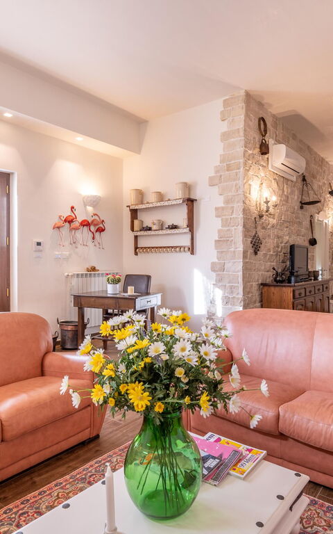 Villa Icaria: Stue