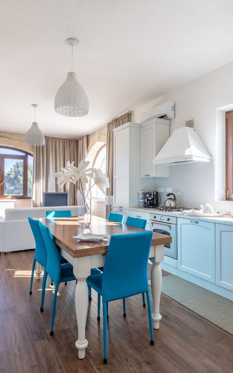 Villa Icaria: Kjøkken, Lunsjrom