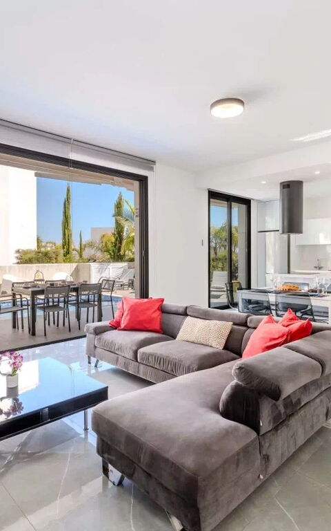 By the Beach - Aura Villa: Stue