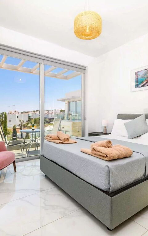 Mylos Lifestyle Seaview Villa #15: soverom