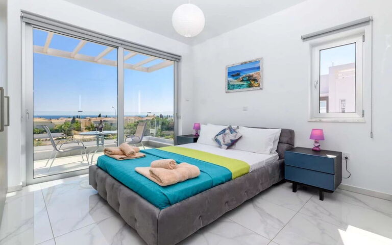 Mylos Lifestyle Seaview Villa #15: soverom
